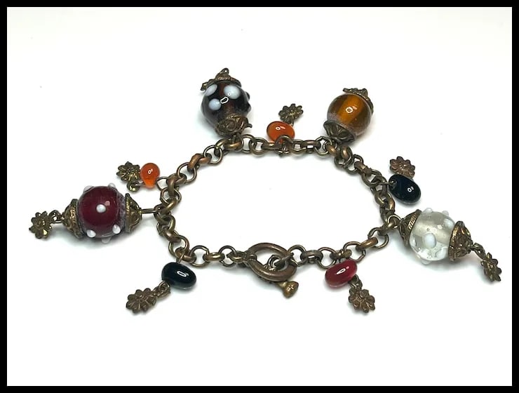 Vintage Art Glass Bracelet on Bronze Tone Chain - 2
