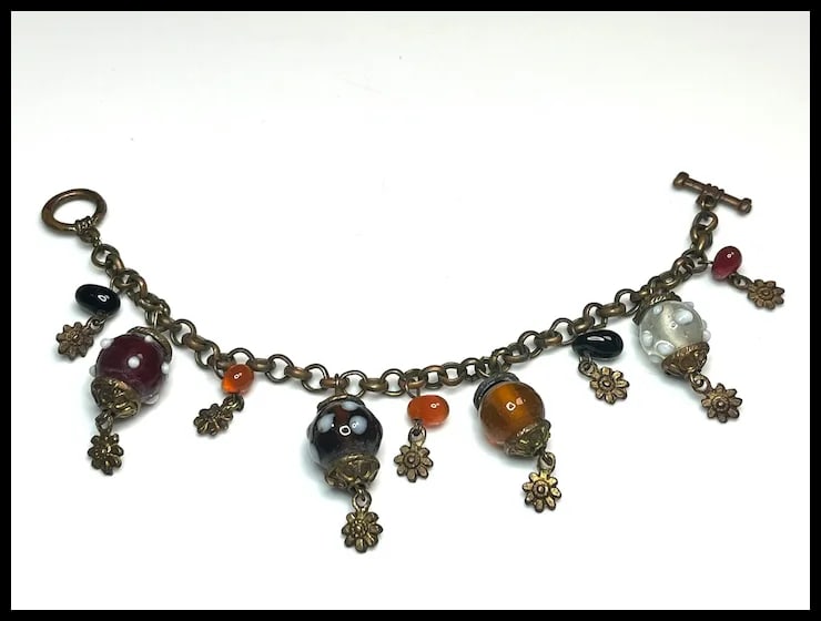 Vintage Art Glass Bracelet on Bronze Tone Chain - 4