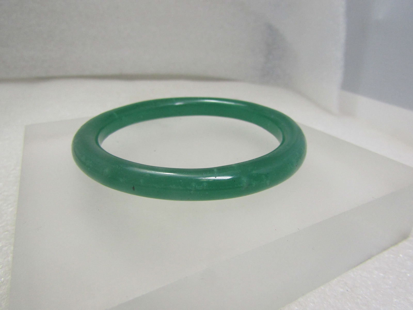 Green Glass Bangle Bracelet , 7.25", Round (1 of 5)