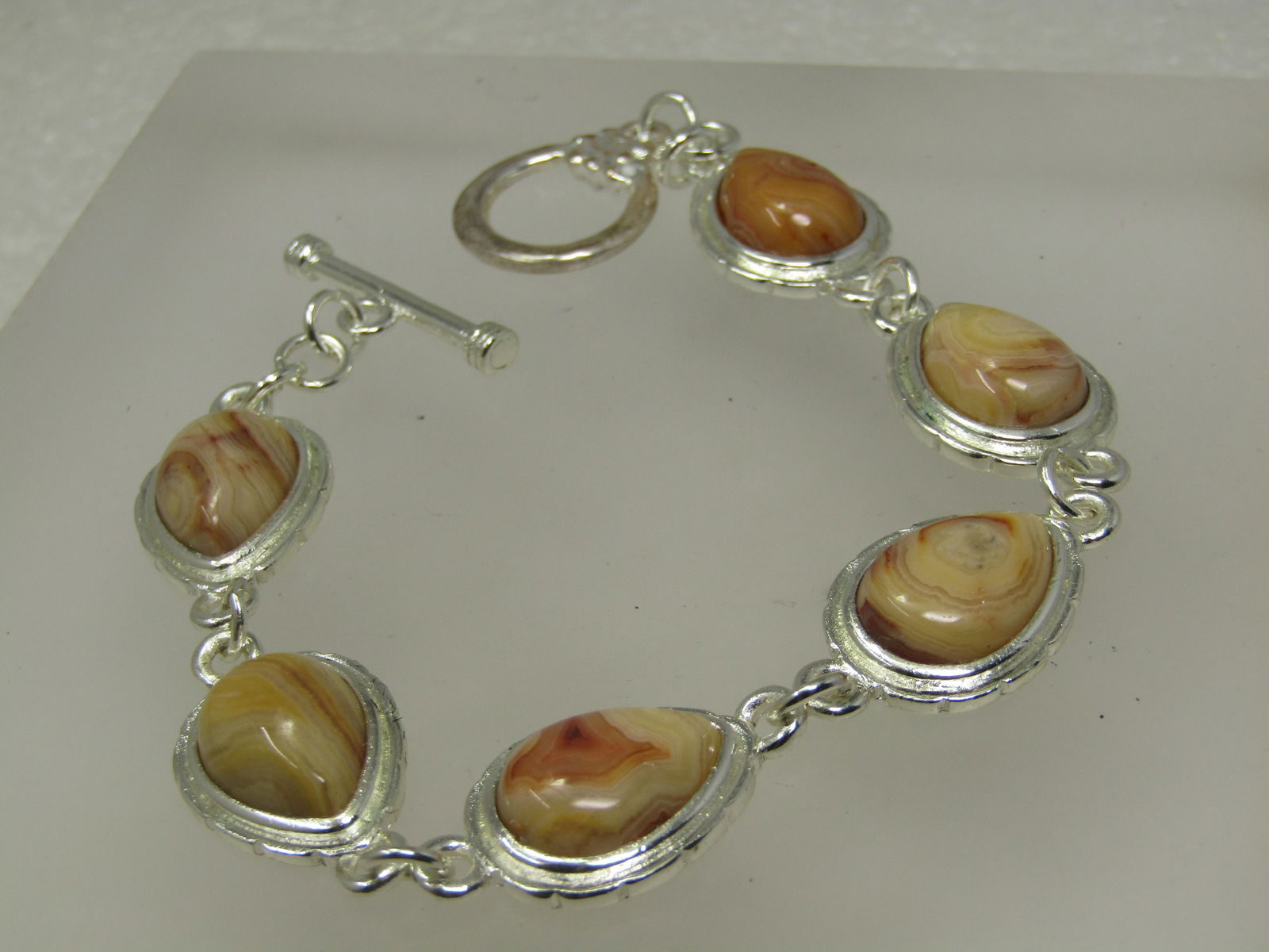 Southwestern Agate Bracelet, 8", silver Tone, Toggle Clasp, 1980's-1990's - 2