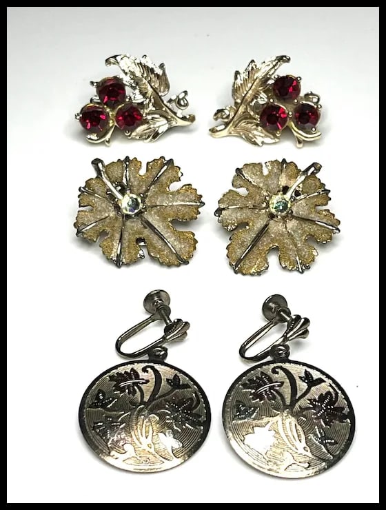 Vintage Lot of Earrings - 2