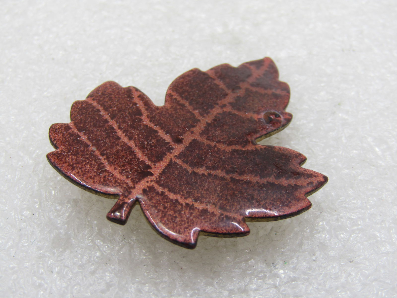 Vintage Enameled Maple Leaf Brooch, Hand Made, 1960's-1970's - 6