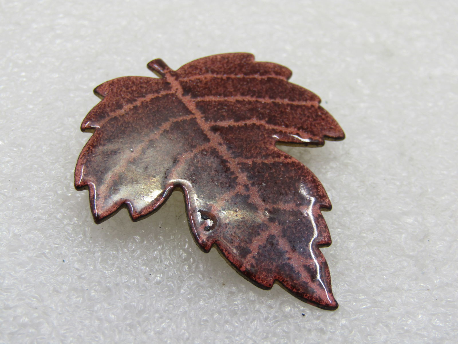 Vintage Enameled Maple Leaf Brooch, Hand Made, 1960's-1970's - 7