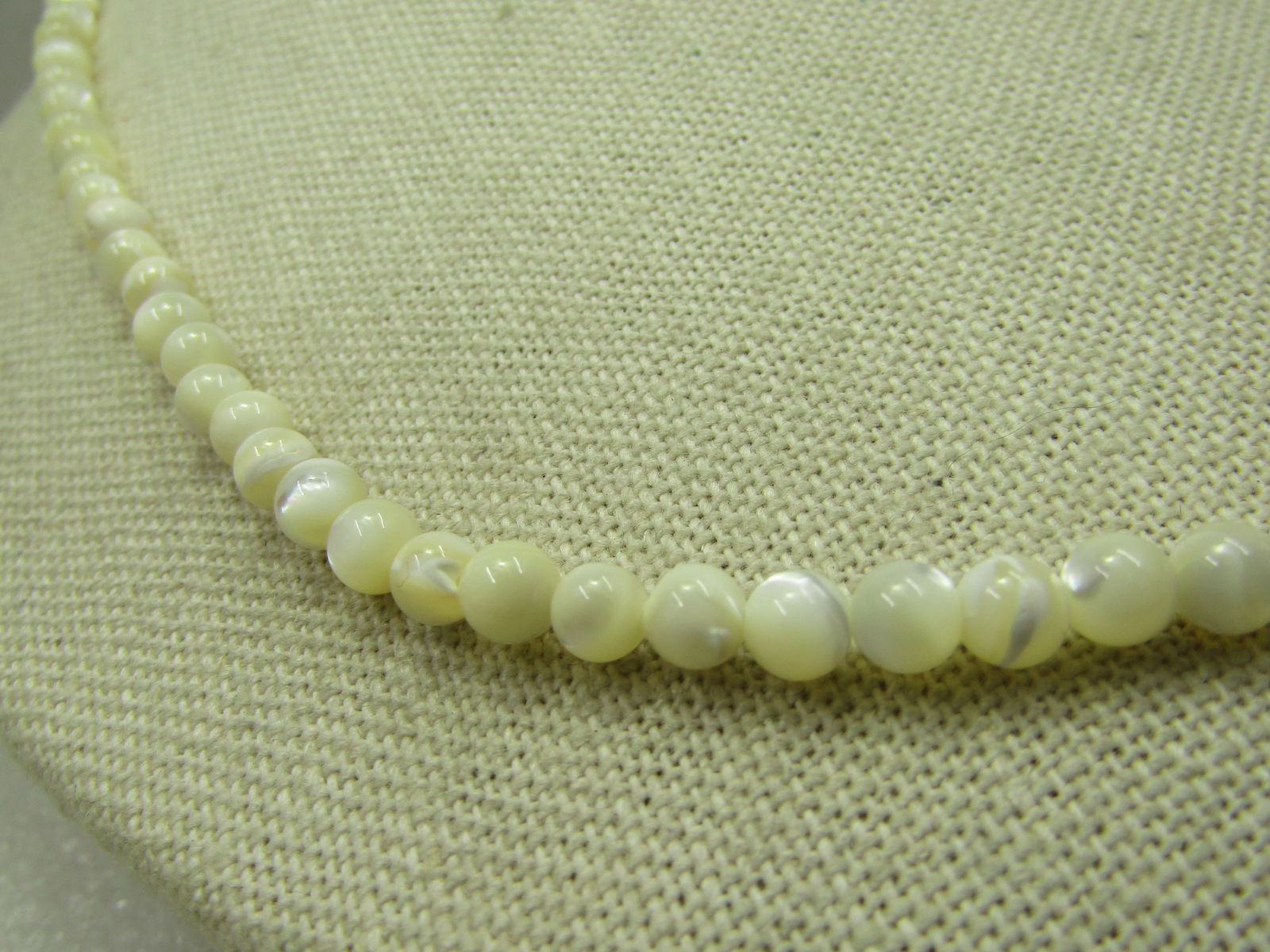 Vintage Mother-of-Pearl Beaded Necklace, 20", 5mm wide, 1960's - 4