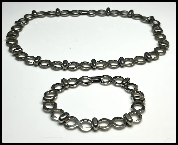 Vintage Dufoe Figure Eight, Eternity, Necklace and Bracelet Set - 3