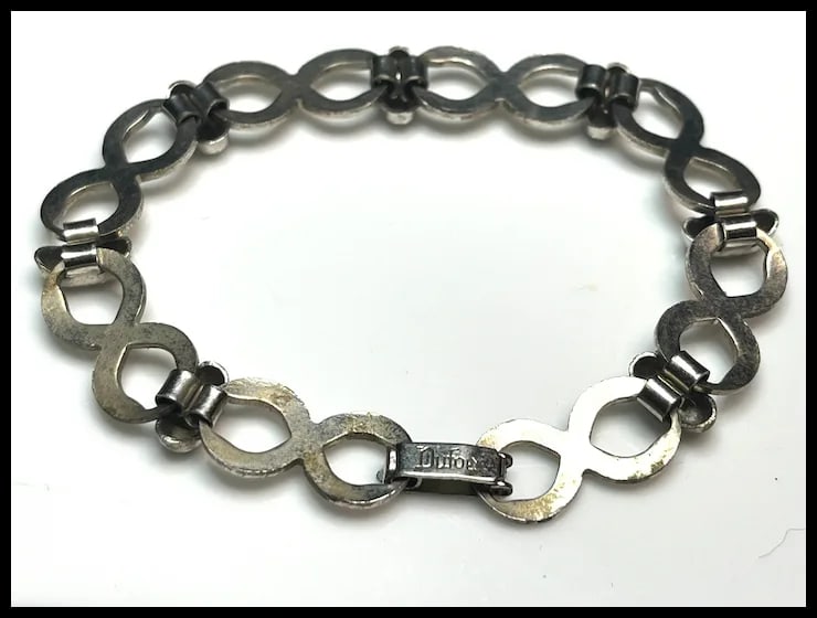 Vintage Dufoe Figure Eight, Eternity, Necklace and Bracelet Set - 8