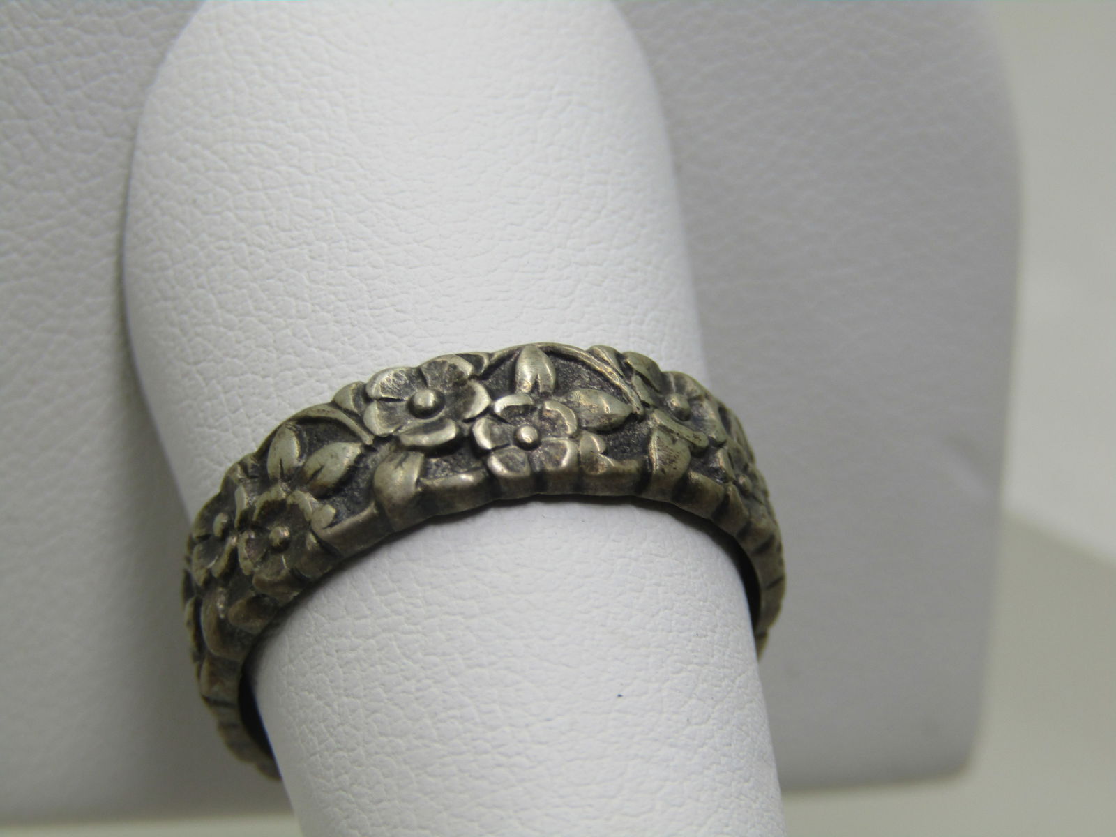 Vintage Sterling Floral Band Ring, Sz 10, 6..5mm Signed Uncas - 3