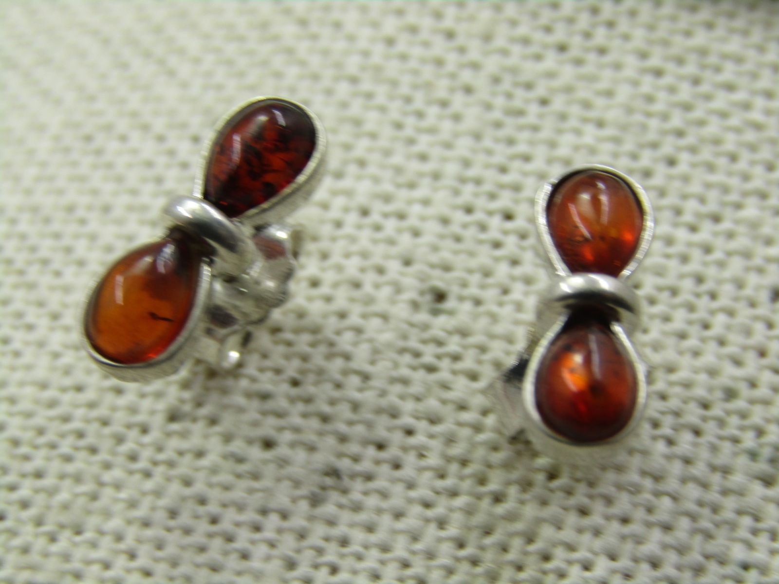Sterling Silver Amber Pierced Earrings, Figure 8 - 3