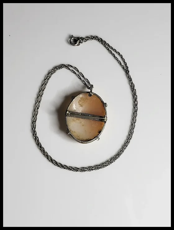 Vintage Hand-Carved Shell Cameo Sterling Silver Pendant Necklace with Chain - 3