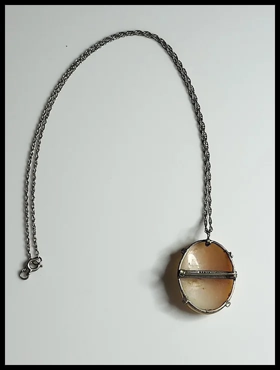 Vintage Hand-Carved Shell Cameo Sterling Silver Pendant Necklace with Chain - 4