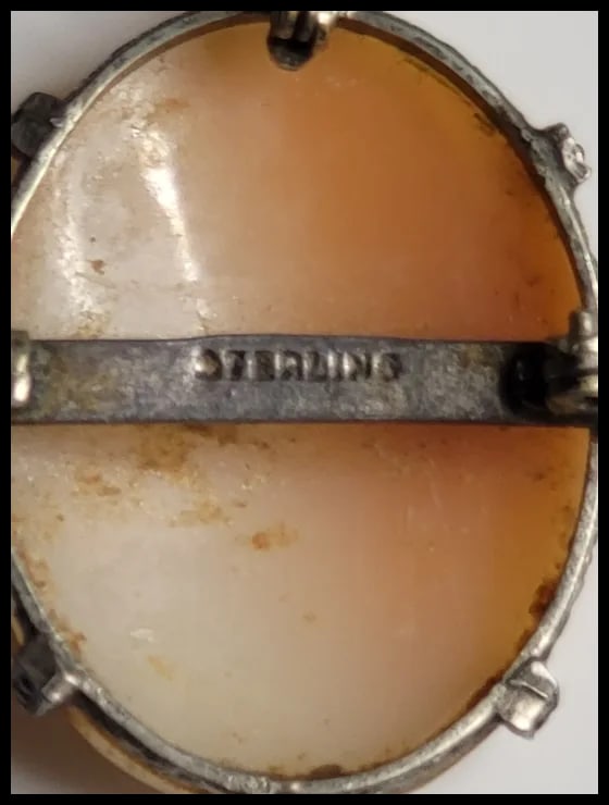 Vintage Hand-Carved Shell Cameo Sterling Silver Pendant Necklace with Chain - 5