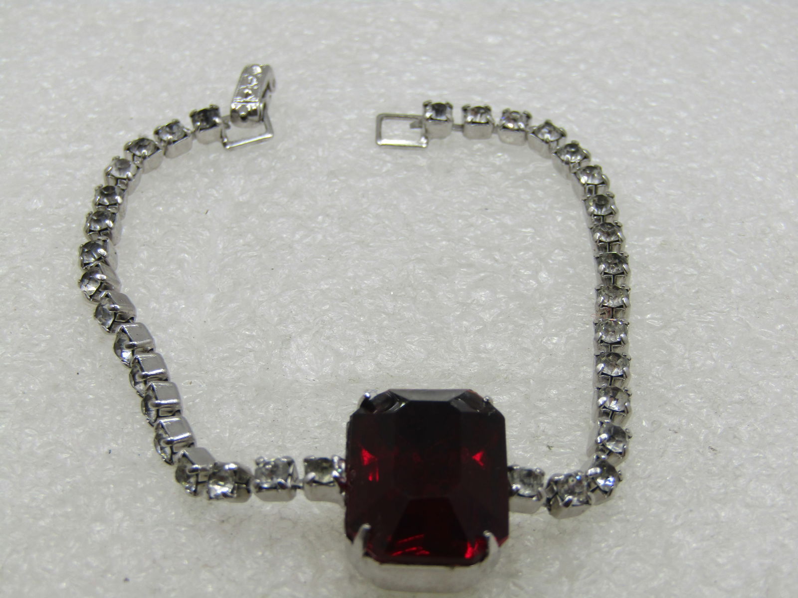 Vintage Clear & Red Rhinestone Bracelet, 7", Silver Tone - 5