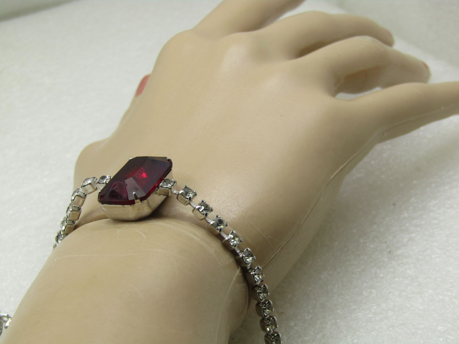 Vintage Clear & Red Rhinestone Bracelet, 7", Silver Tone - 6