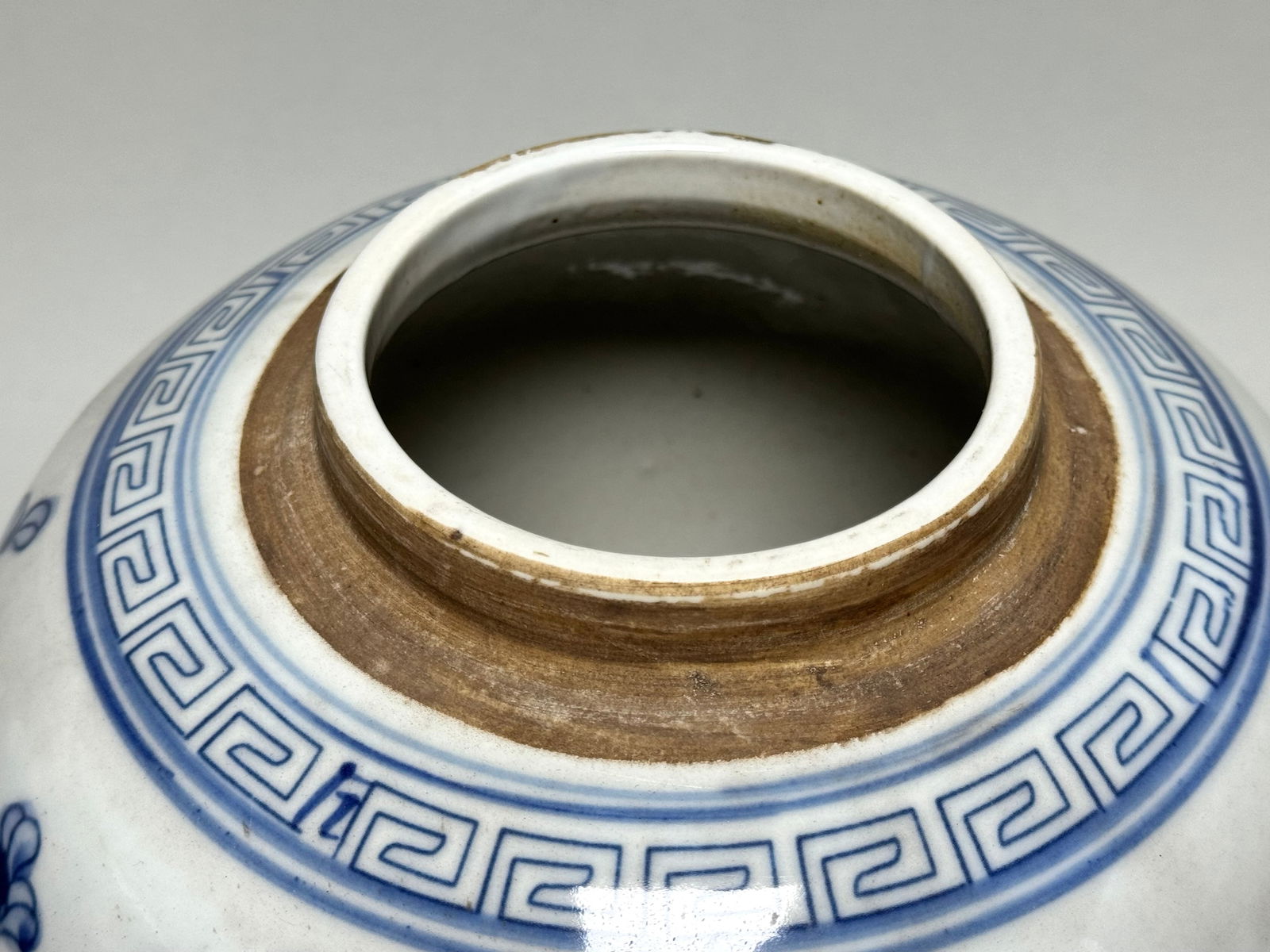 Chinese Porcelain ginger jar - 8