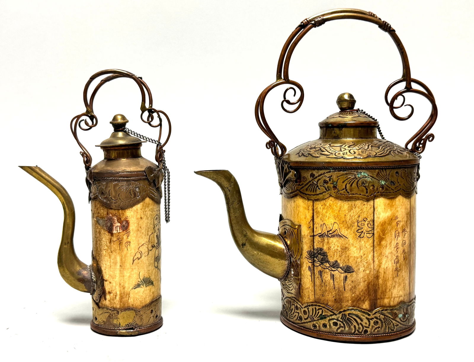 2 Old Chinese Theepots made of bone and brass 1950 (1 of 12)