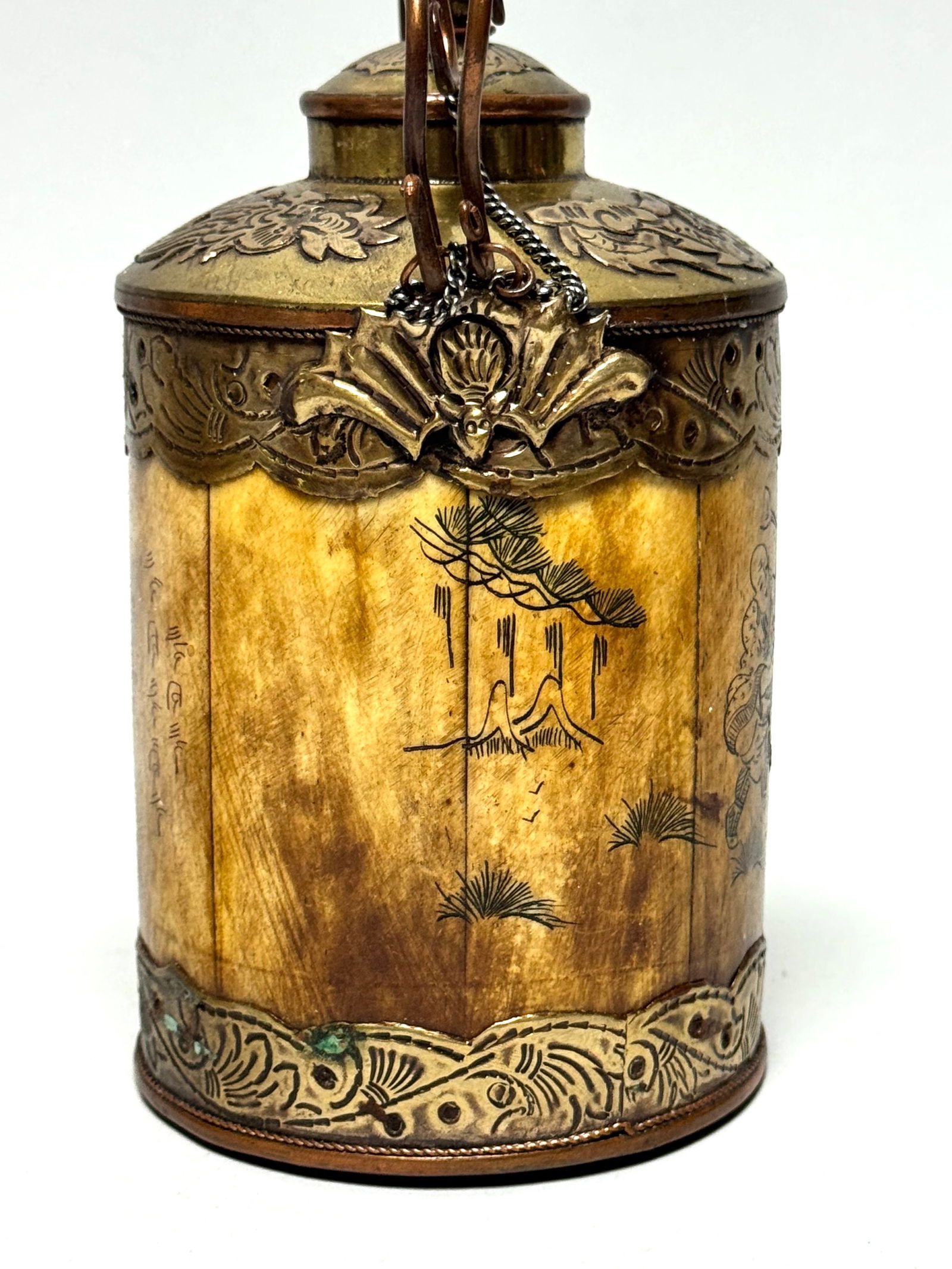 2 Old Chinese Theepots made of bone and brass 1950 - 9