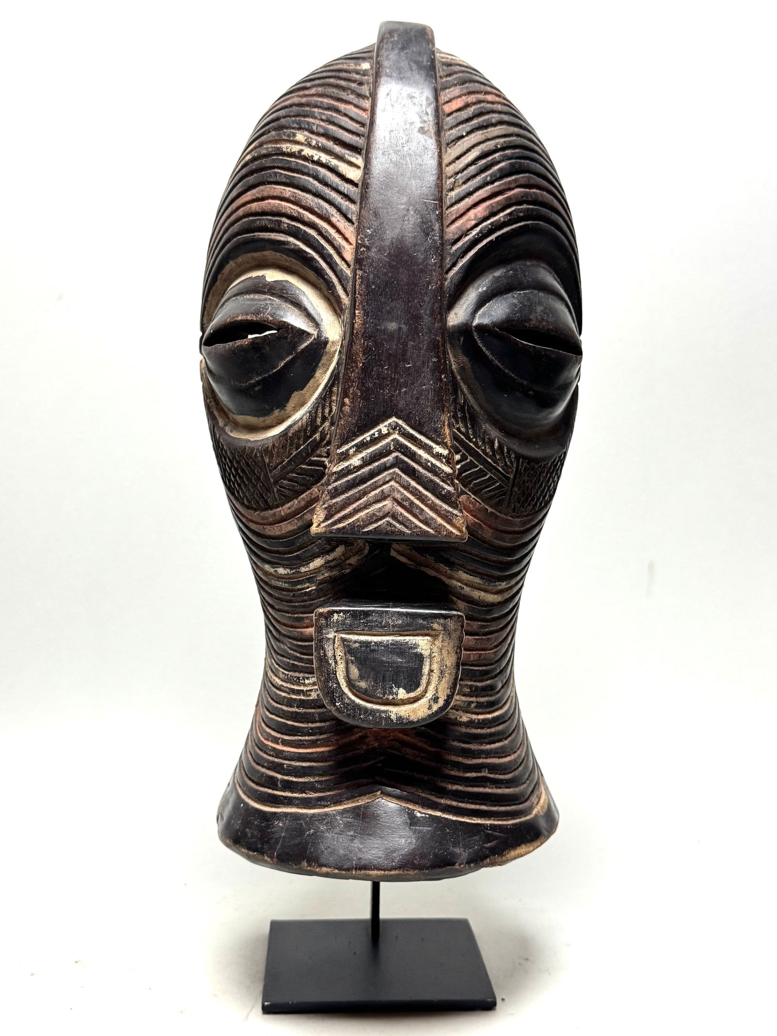 War Mask - Wood - Kifwebe - DR Congo (1 of 10)