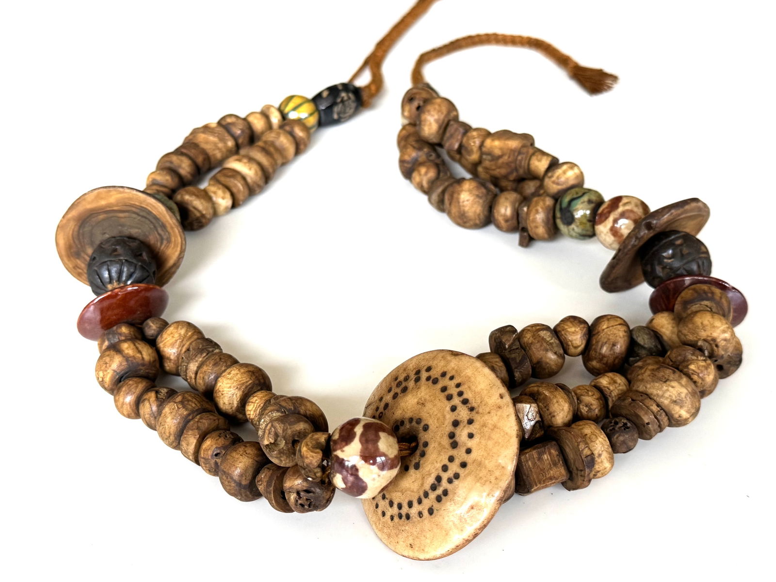 Shamans shell necklace - Naga - India (1 of 12)