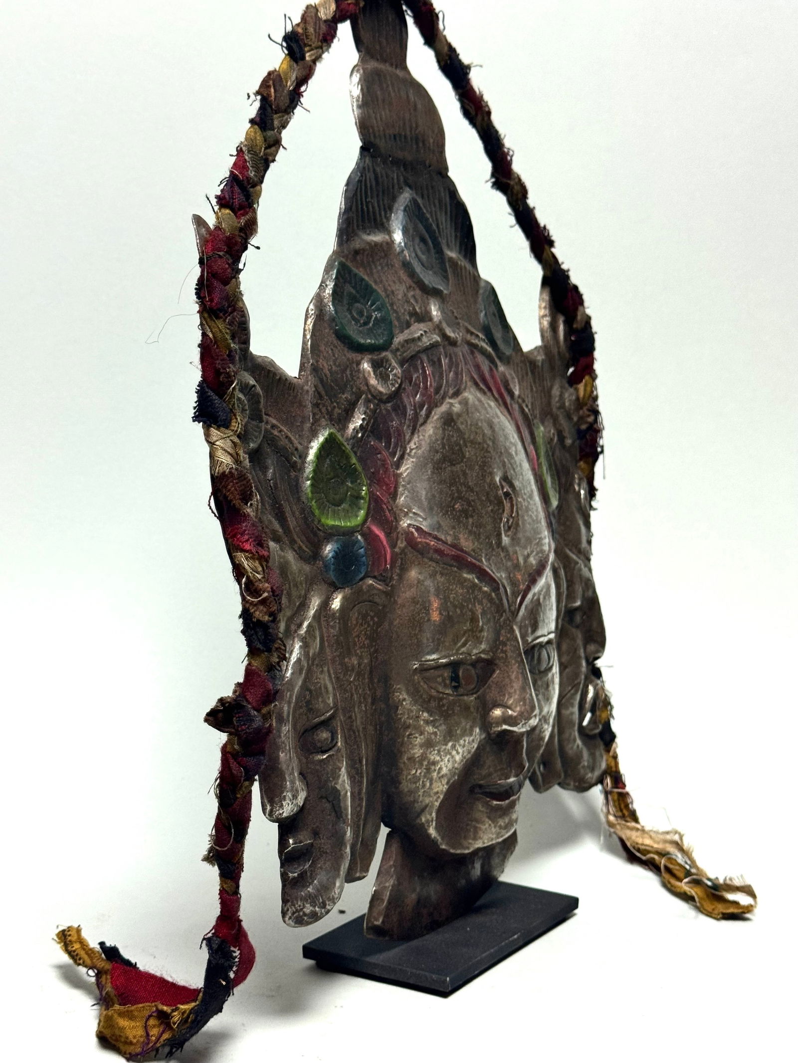 3-headed bodhisattva Buddha sculpture - 11