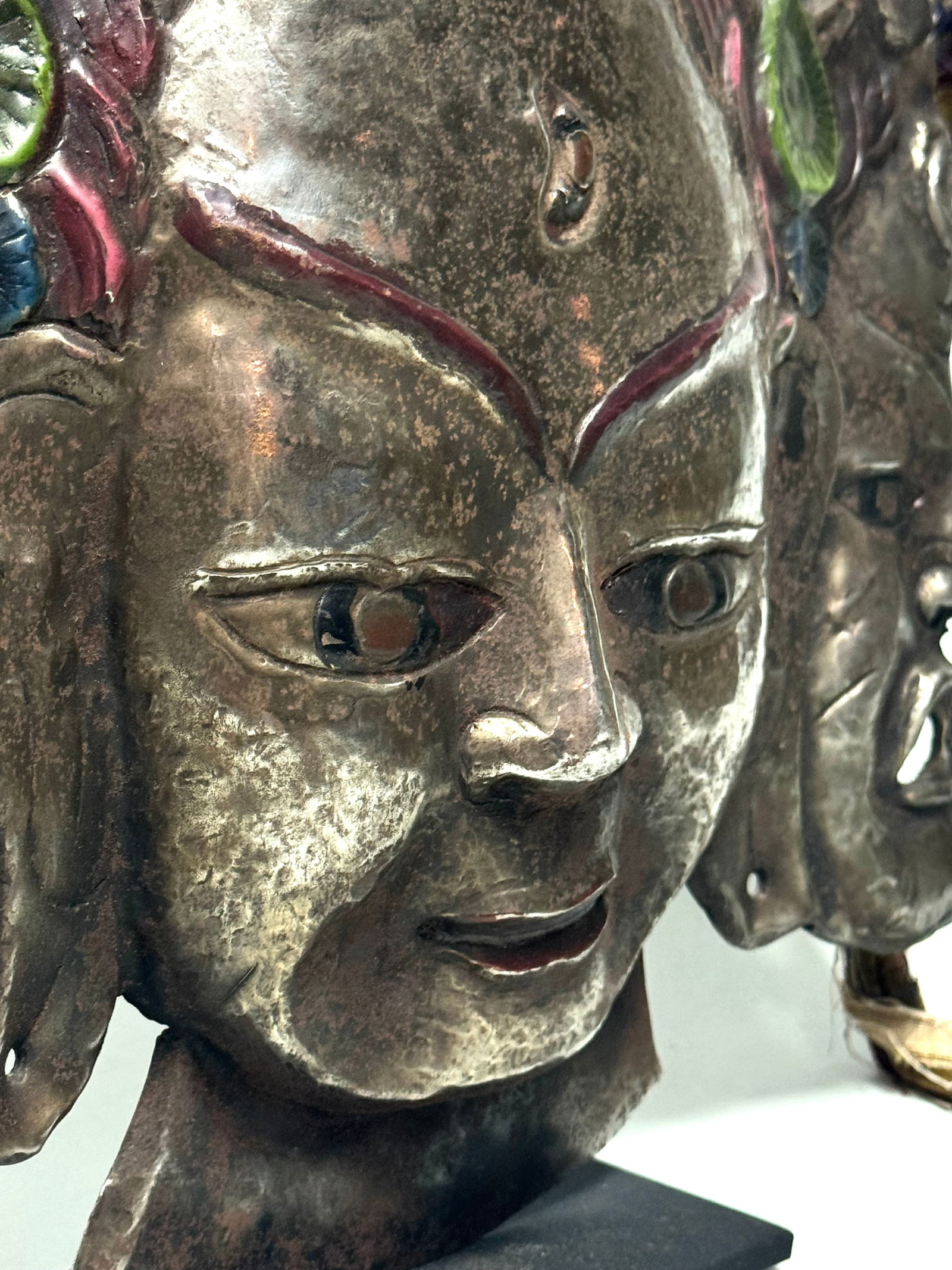 3-headed bodhisattva Buddha sculpture - 12