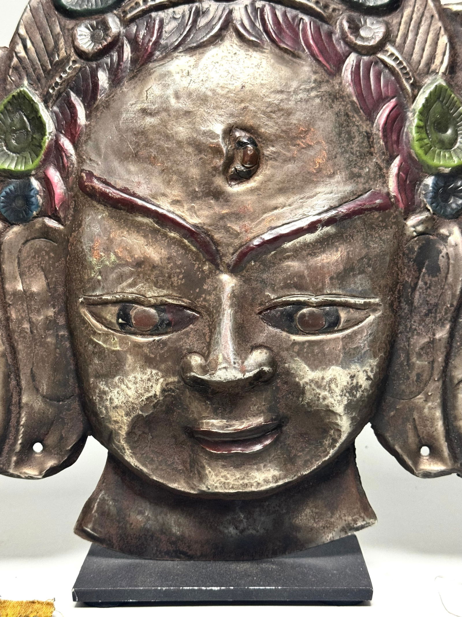 3-headed bodhisattva Buddha sculpture - 5