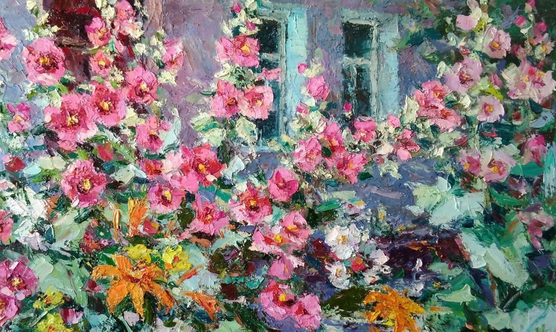 Mallow near the house Alexander Nikolaevich Cherednichenko - 4