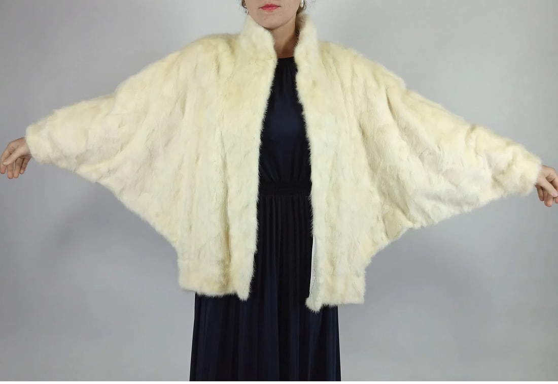 CREAM MINK FUR BOMBER JACKET EU: 3XL ; US: 24 - 2