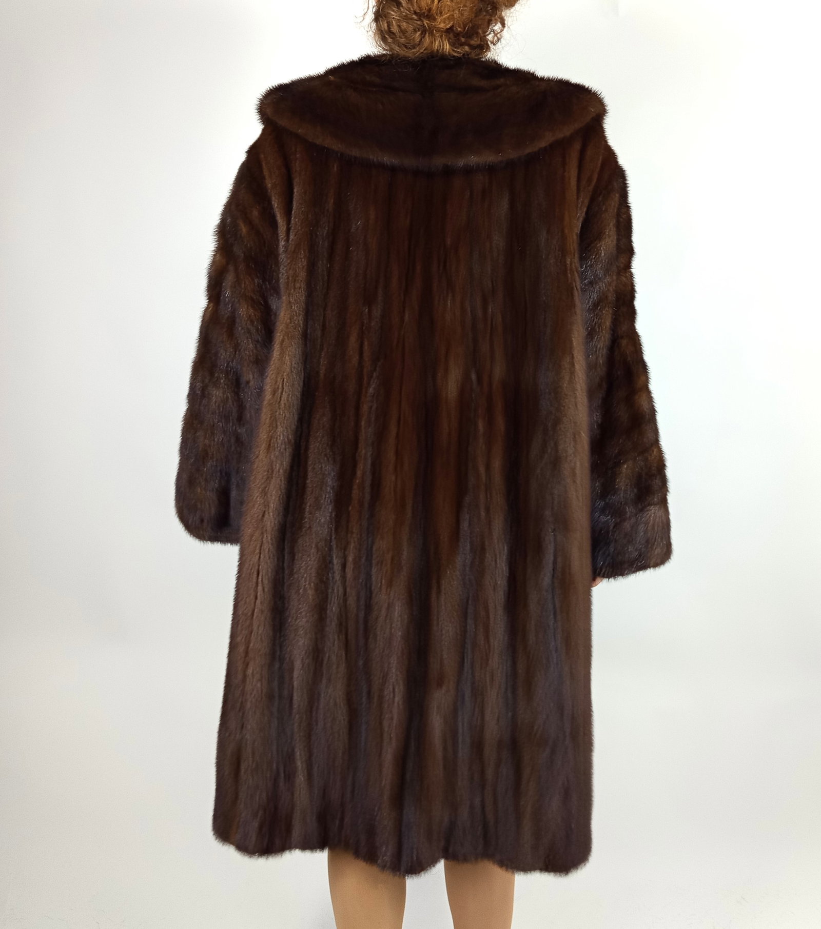 BROWN MINK FUR COAT EU: 3XL ; US: 24 - 5