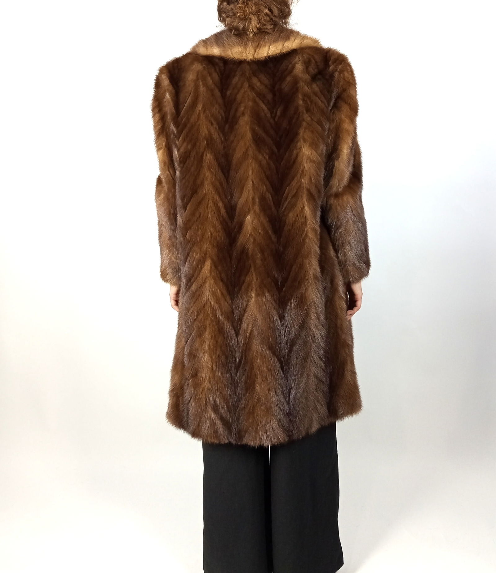 BROWN MINK FUR COAT EU: XL - US:20 - 7