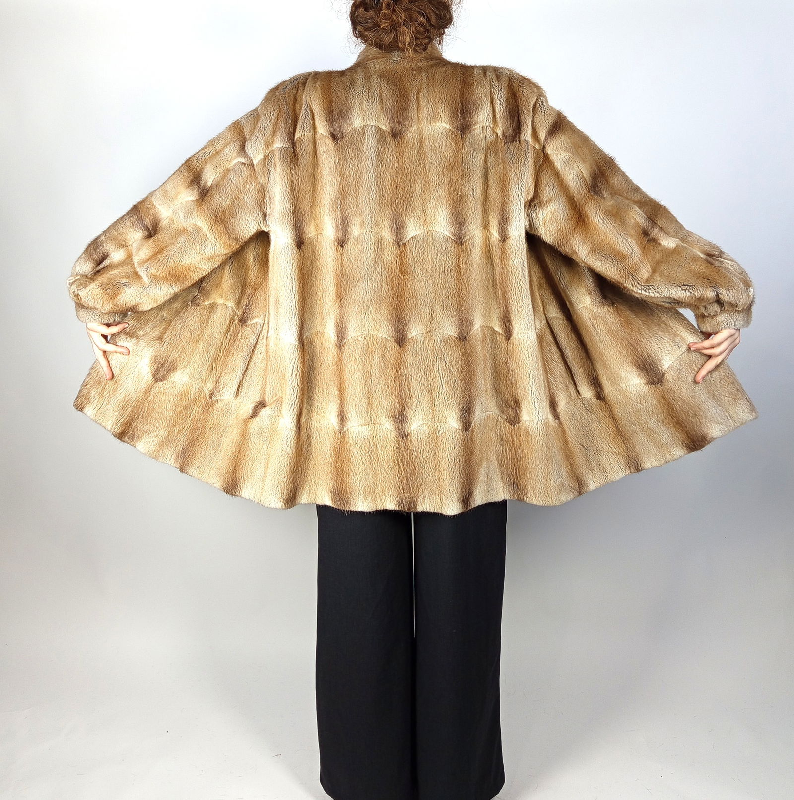 BISAM FUR JACKET EU: XL - US:20 (1 of 11)