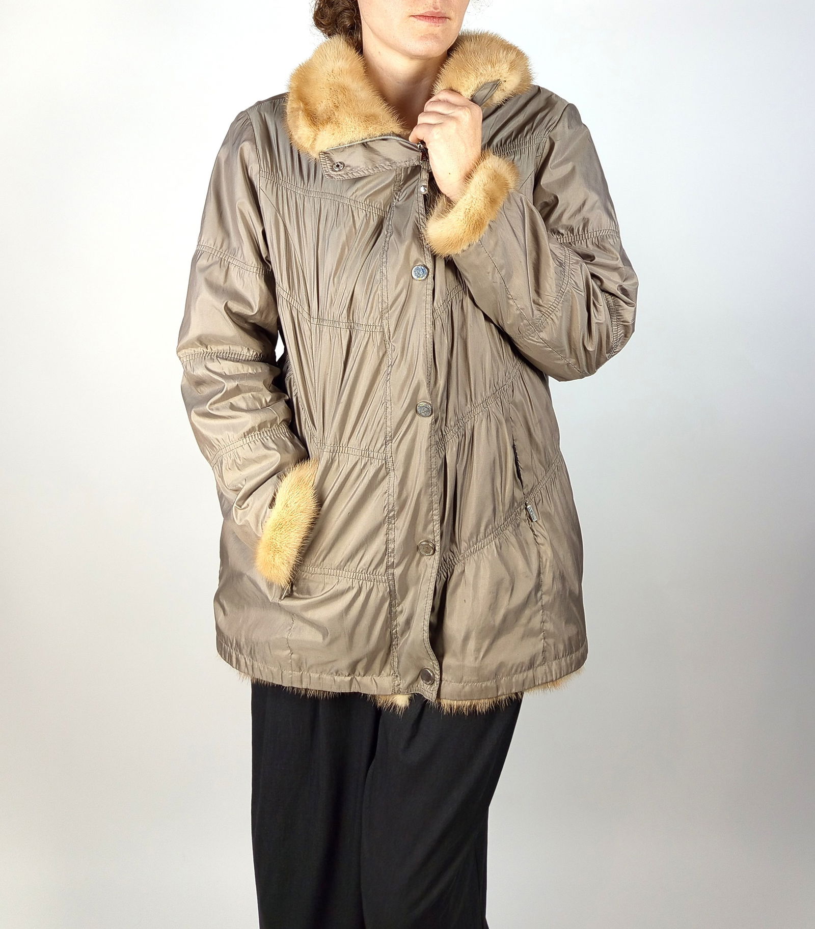 REVERSIBLE CREAM MINK FUR JACKET EU: L - US:18 - 7