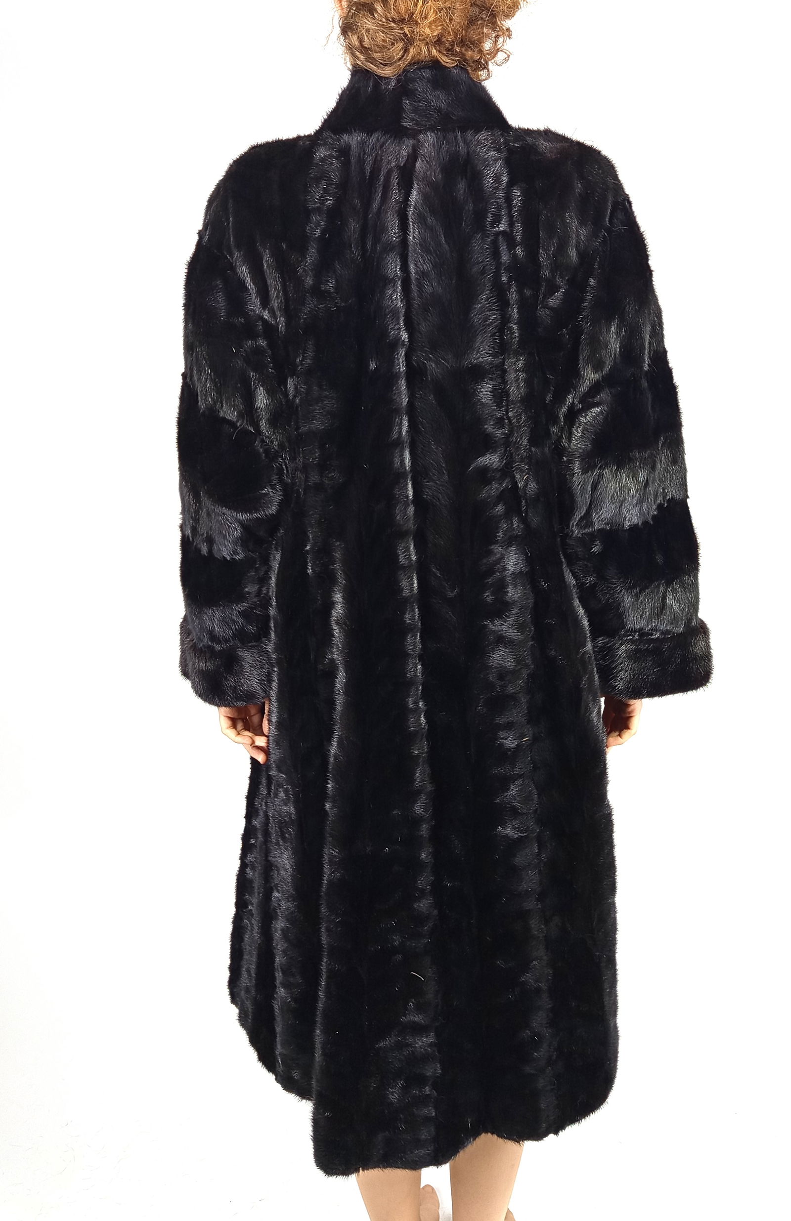 BLACK MINK FUR COAT EU: XL ; US: 24 - 10