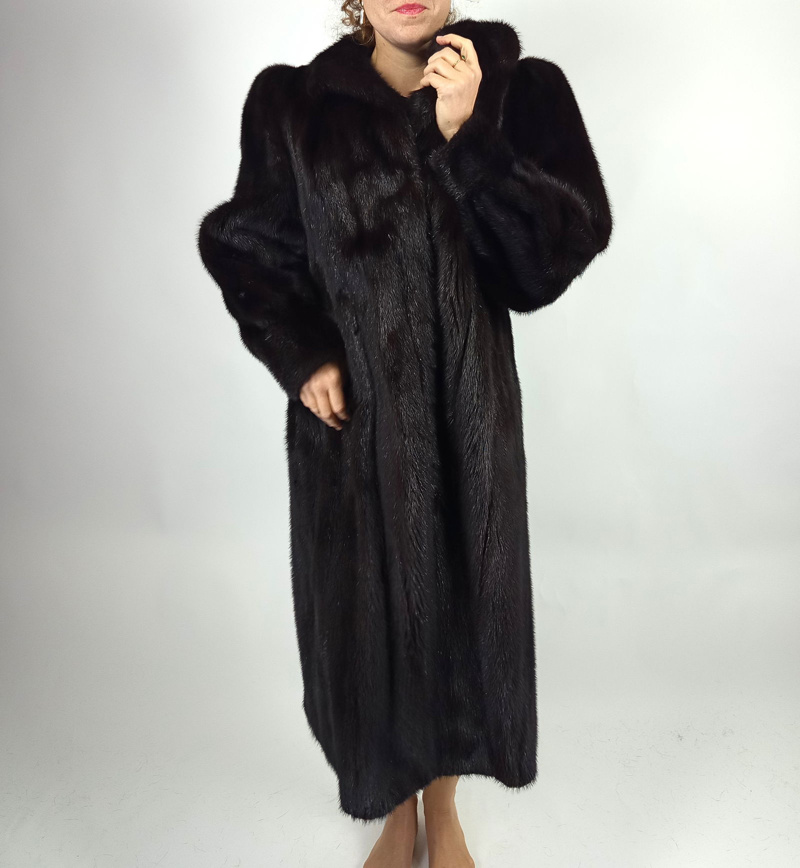 BLACK MINK FUR COAT EU: XL ; US: 24 - 3