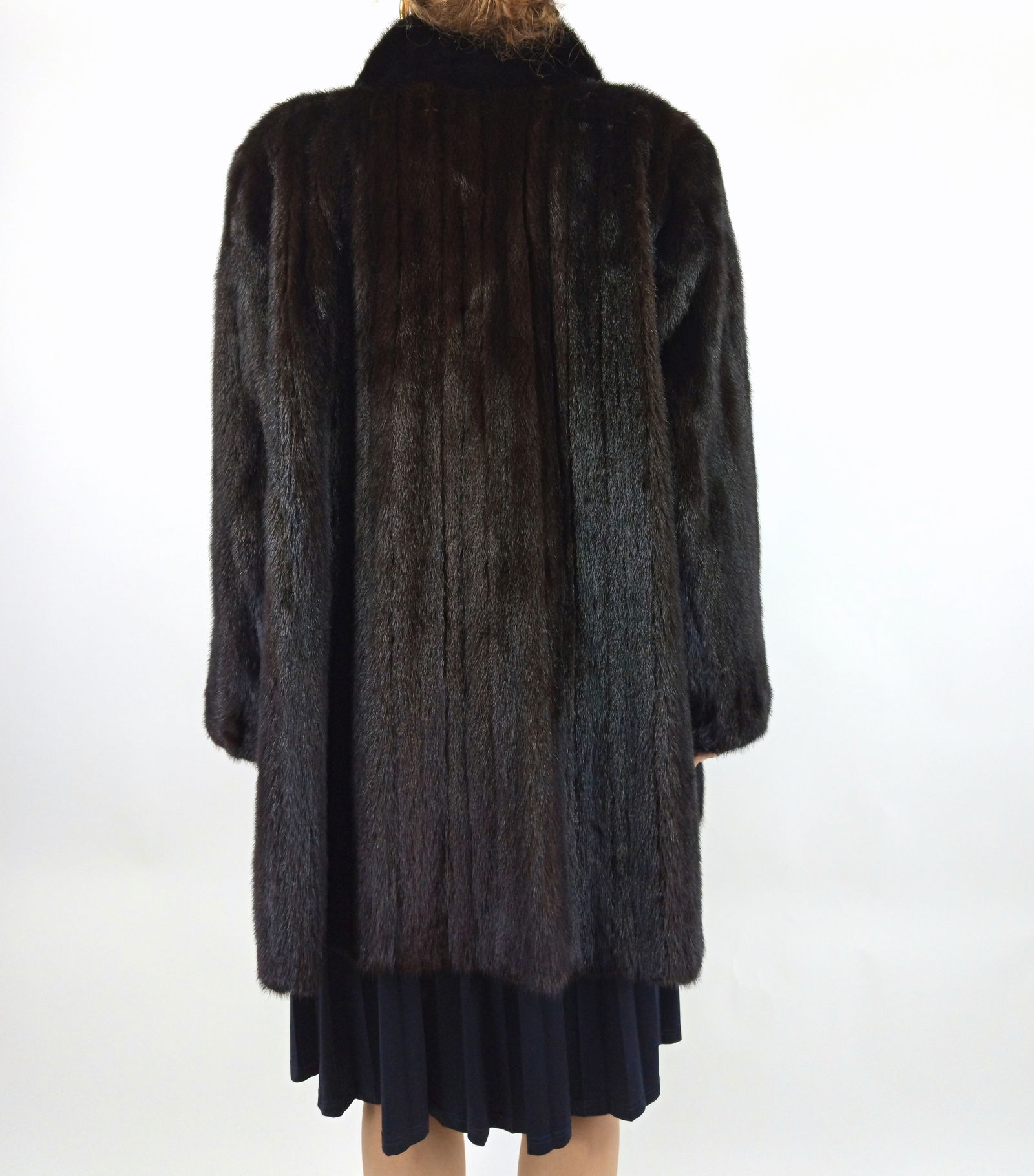 MAHOGANY MINK FUR COAT EU: XXL ; US: 24 - 5