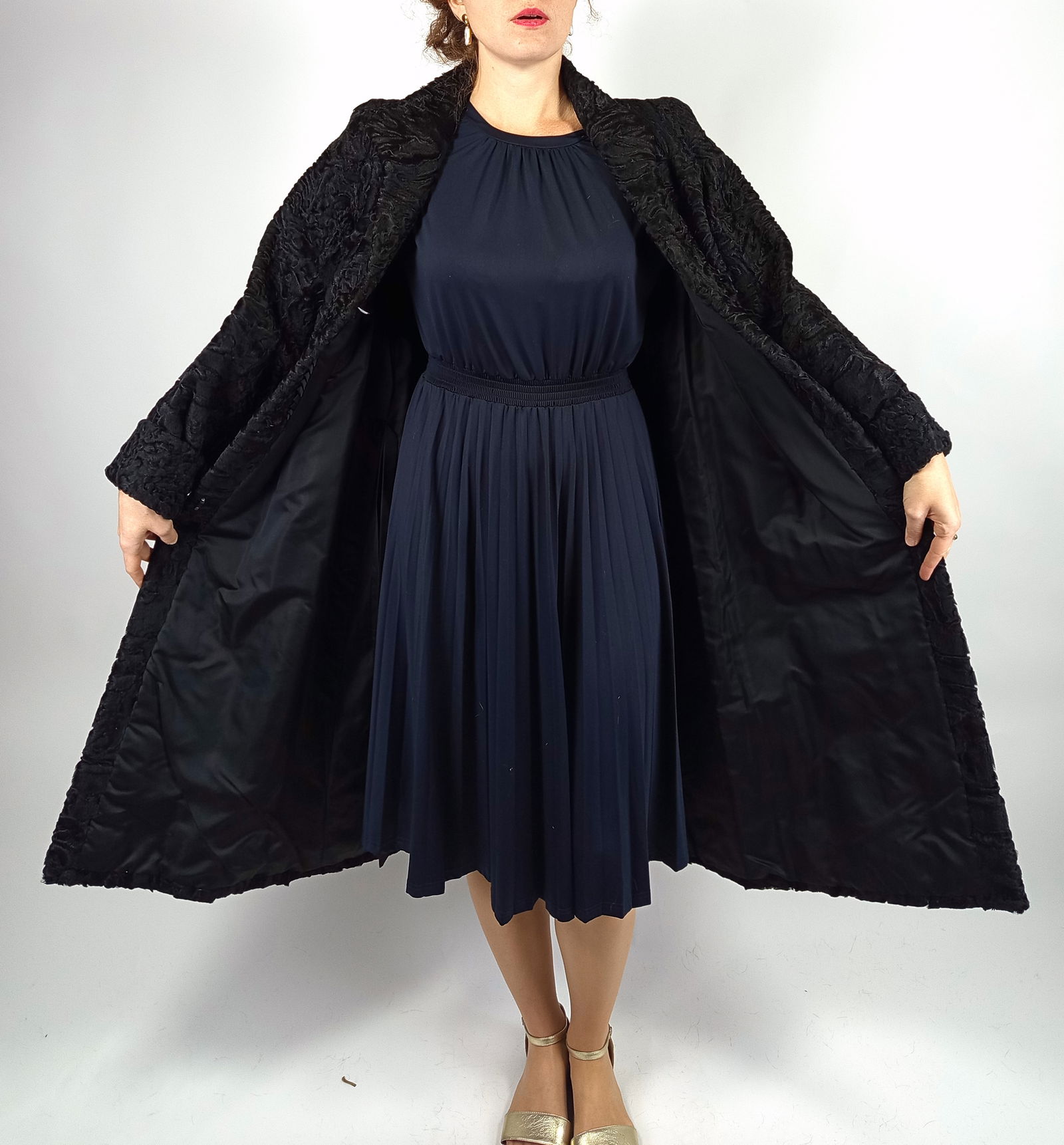 BLACK PERSIAN LAMB FUR COAT EU: XL ; US: 20 - 8