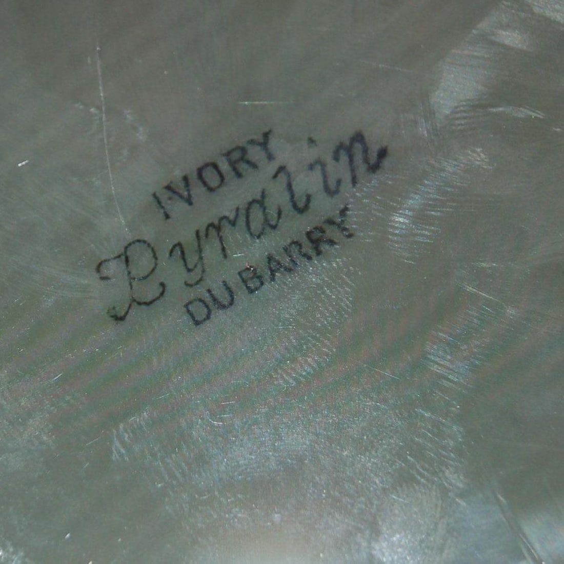 Art Deco French Ivory 'Celluloid' Vanity Jewelry Box Set Pyralin Du Barry - 6