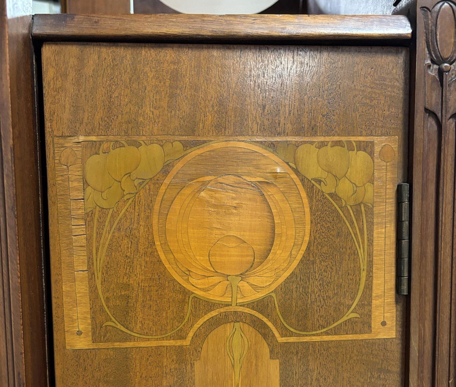 Antique Art Nouveau Mahogany and Floral Marquetry Display Cabinet - 14