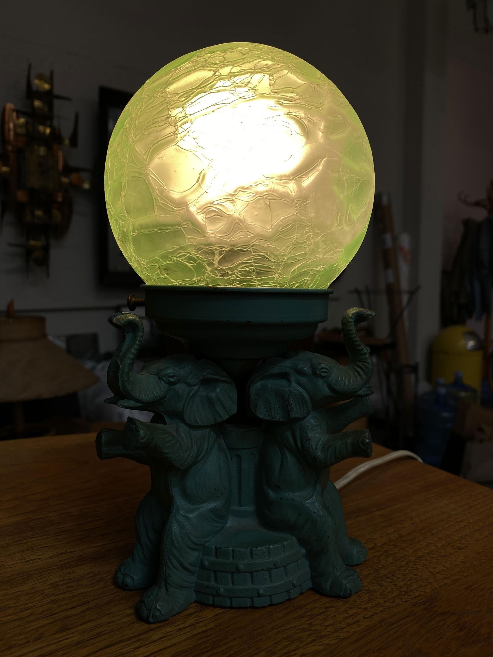 Art Deco Spelter Metal Elephant Lamp with Crackle Shade by A.P.T. NY - 13