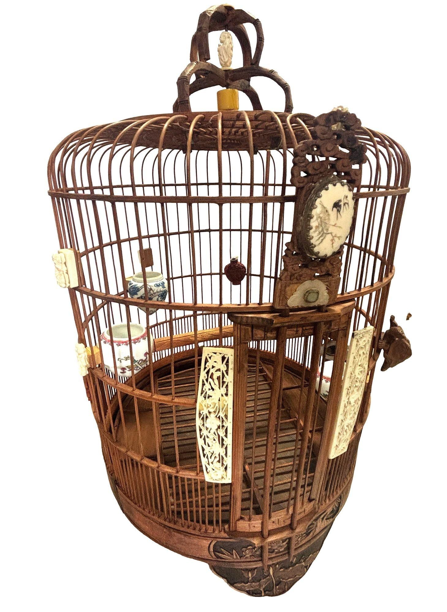 Antique Chinese Reed Rattan Birdcage Porcelain Bowls, Jade, with Pin Lock - 8