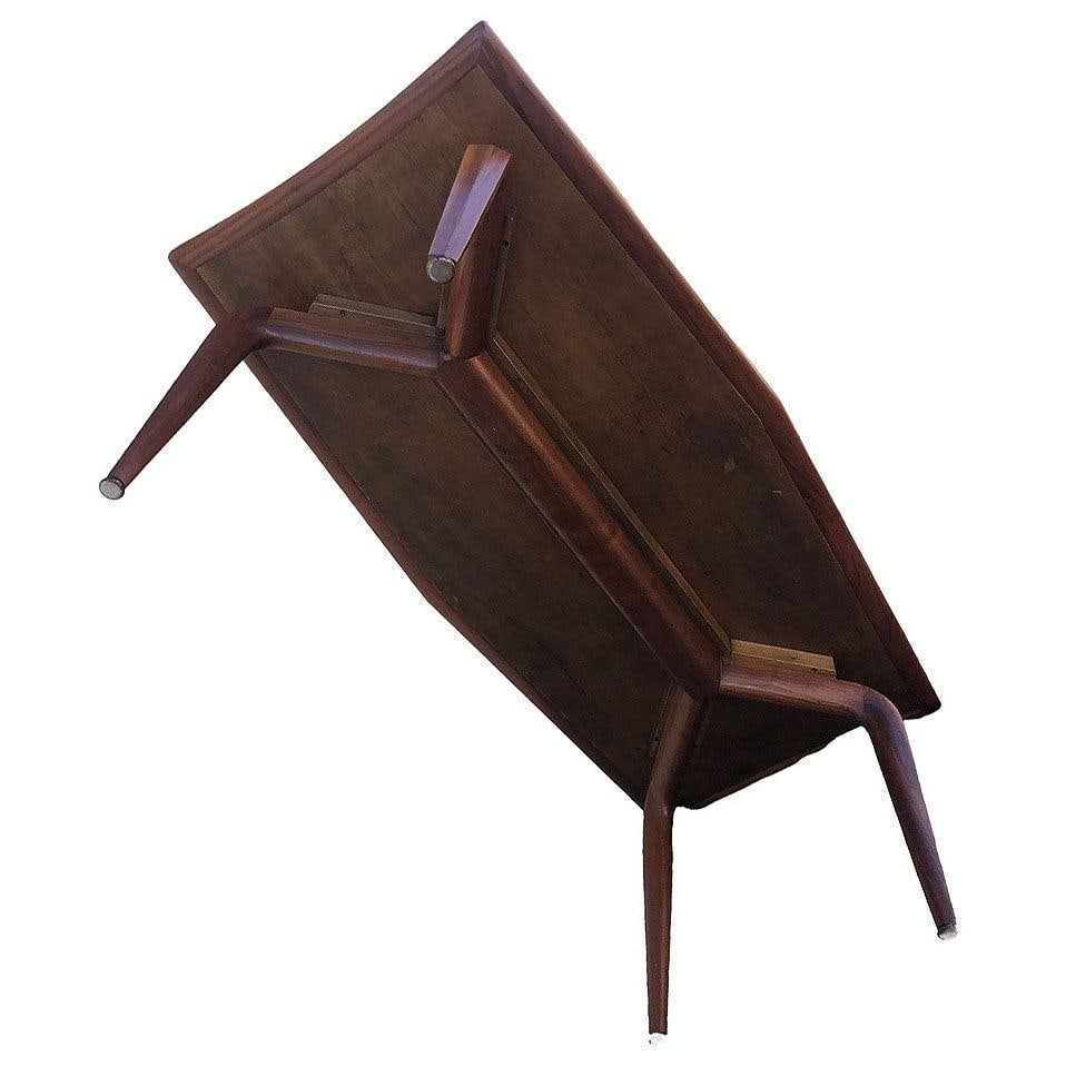 Mid-Century Walnut Dining Table by Maurice Bailey for Monteverdi Young - 4