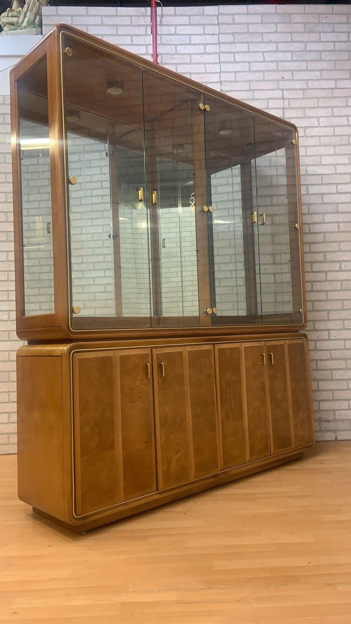 Art Deco American of Martinsville Burlwood China Cabinet - 4