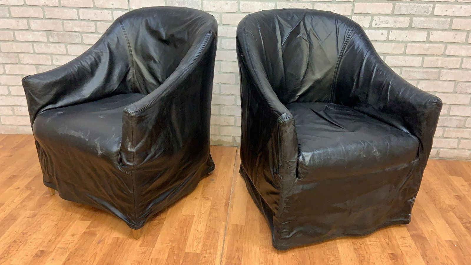 Vintage Black Italian Draped Leather Barrel Back Club Chairs by Neidermier - Pair - 5
