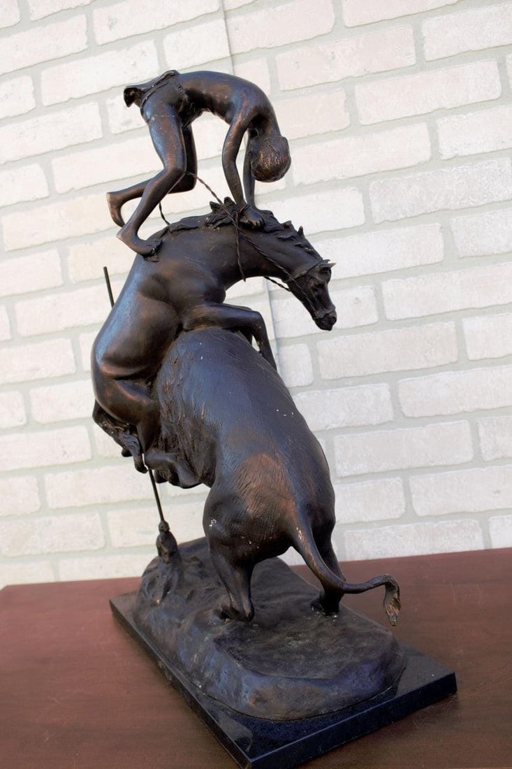 Vintage Frederic Remington Buffalo Horse Sculpture - 3