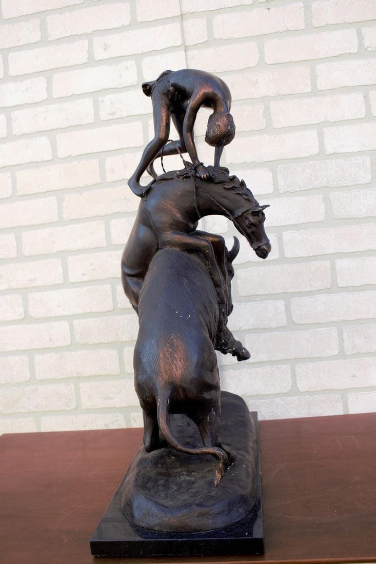 Vintage Frederic Remington Buffalo Horse Sculpture - 5