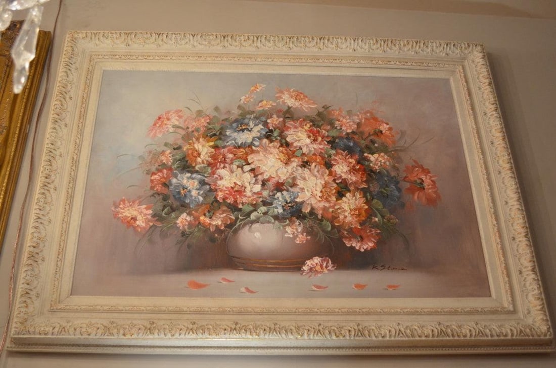 Vintage Floral Still Life Oil Painting in White Ornate Carved Frame - 2