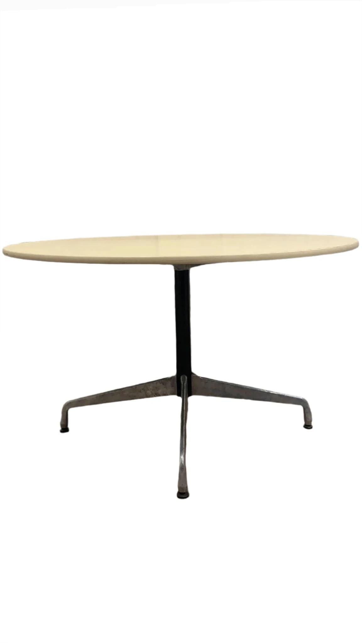 Mid Century Modern Herman Miller Dining Table (1 of 6)