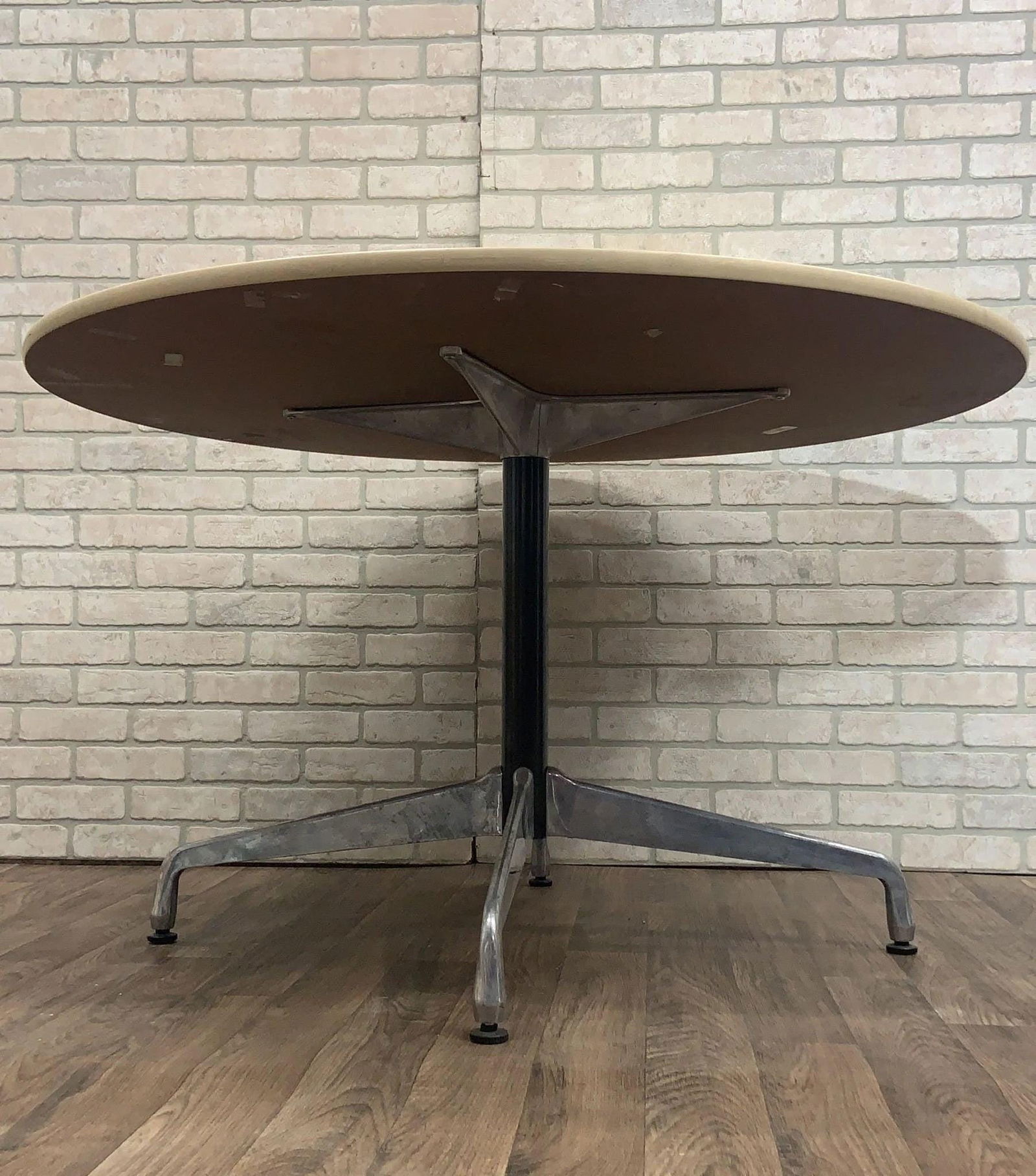 Mid Century Modern Herman Miller Dining Table - 4