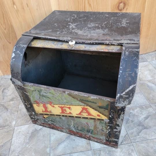 Antique Metal Large Tea Tin for General and County Stores - 7