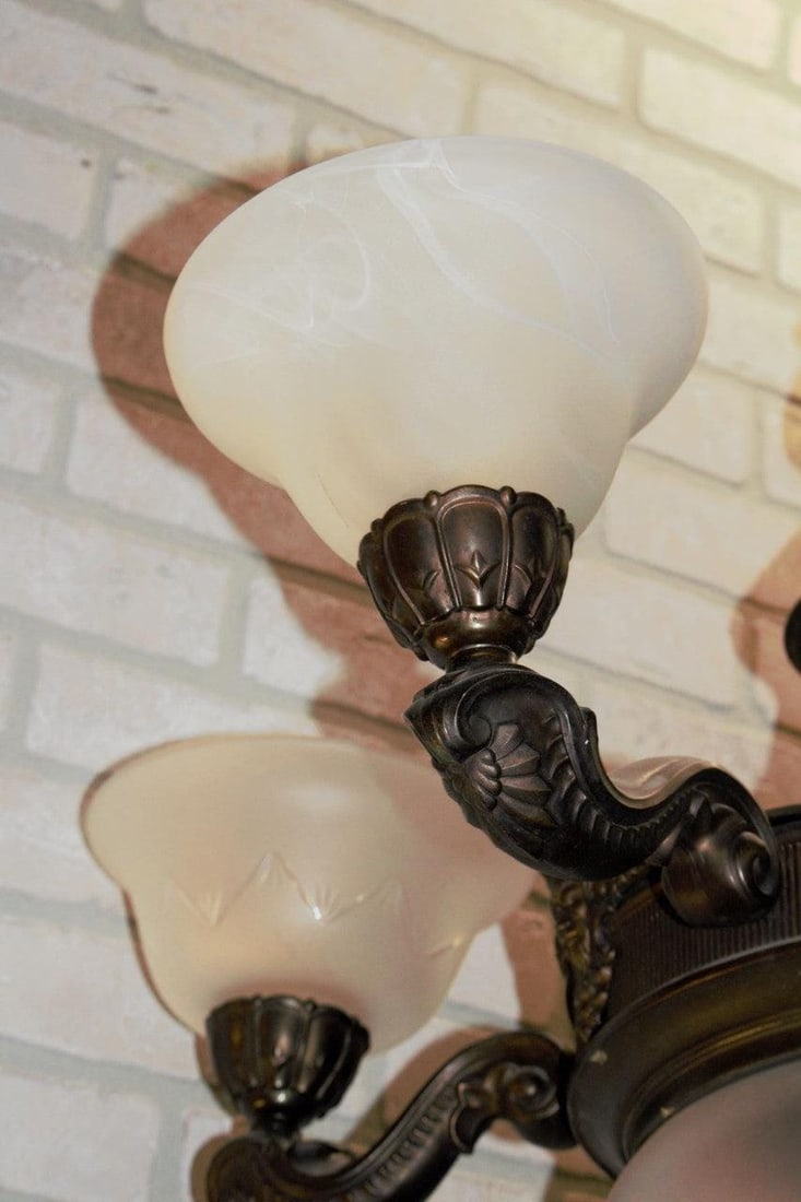 Antique Neoclassical Ornate Figural North Wind Frosted Etched Glass Lamp Shade Chandelier - 6