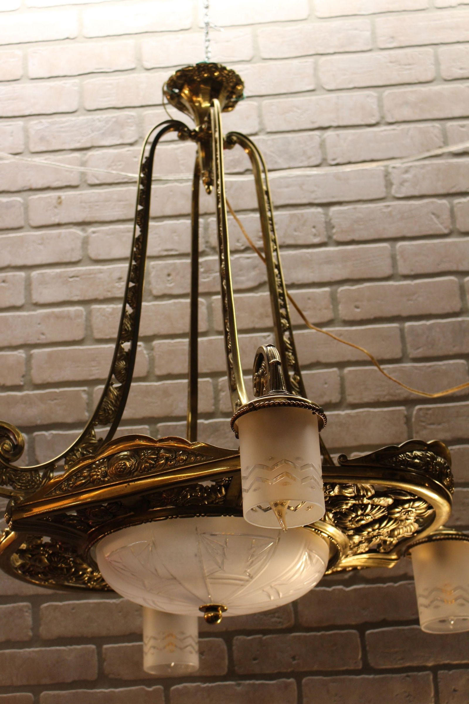 Antique French Belle Epoque Gilded Floral Motiff Etched Crystal Lamp Shades Chandelier - 9